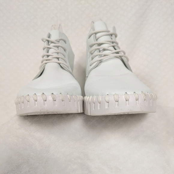 Caposhie Exclusive Shoes White Microfiber Chukka Boot White Size 7, 37 EU - Picture 5 of 11